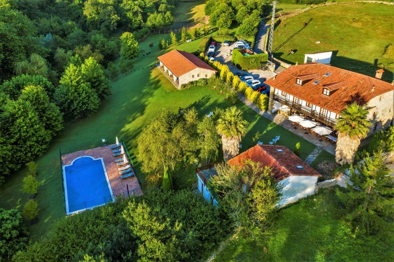 Palacion De Toñanes Exteriör bild